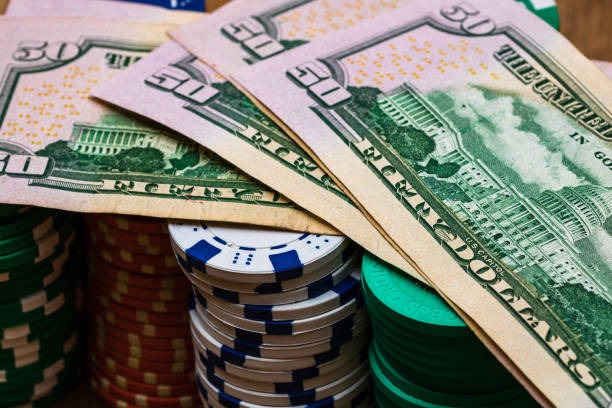 qq indah Hongkong Pools screen with football and payment notes